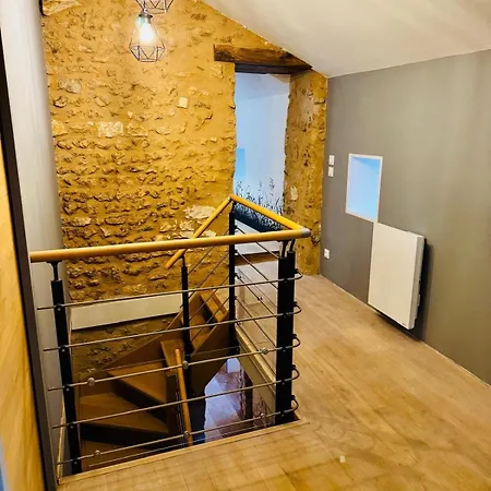 Avec Piscine Et Charme Poitevin 펜션 *